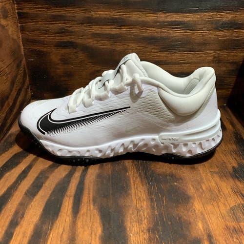 Womens Nike Alpha Huarache Elite 4 Turf Softball Shoes White FD2746-100 Size 8