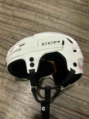 CCM Super Tacks X Hockey Helmet, Size Senior Medium