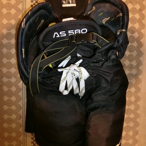Senior Small CCM Tacks AS 580 Hockey Pants (Used)