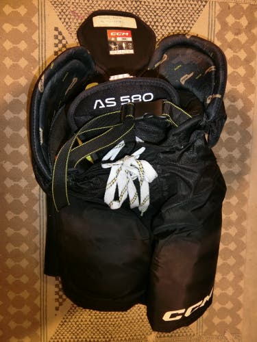 Senior Small CCM Tacks AS 580 Hockey Pants (Used)