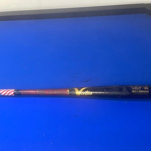 Victus V-Cut Bat (-3) 30 oz 33" (Used)