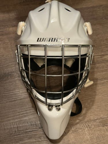 Senior L/XL Warrior Ritual F2E+ Goalie Mask