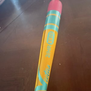 Victus Pencil maple bat king Bat    33.5" (Used)