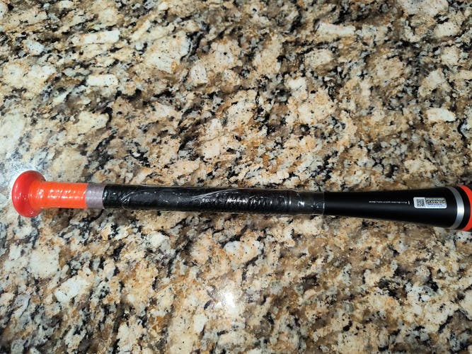 2022 Easton Maxum Ultra Composite USSSA Certified Bat (-10) 22 oz 32" (New)