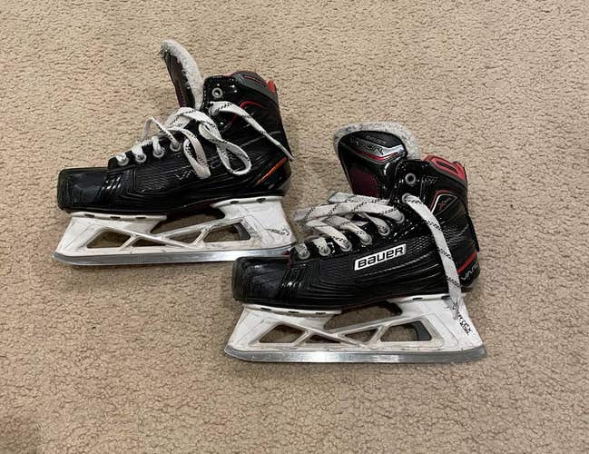 Bauer Vapor X900 Hockey Goalie Skates Size 4.5 (Used)