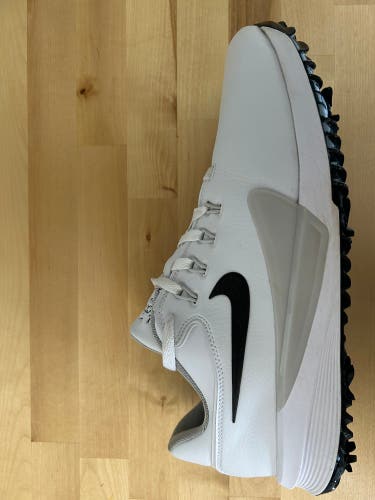 Men's Size M 11.5 (W 12.5) Nike Victory Pro 4 Golf Shoes (Used)