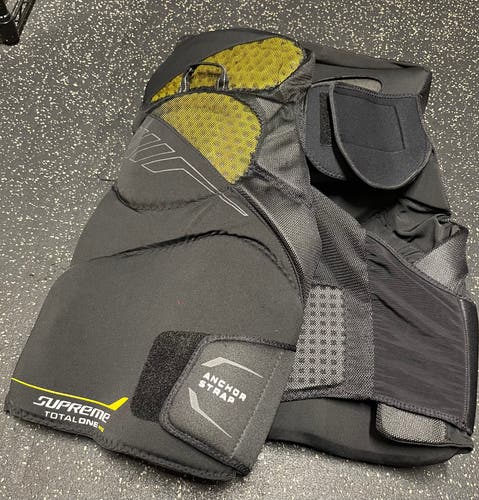 Small Pro Stock Bauer TotalOne NXG girdle