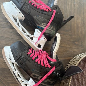CCM JetSpeed FT675 Hockey Skates 6 (Used)