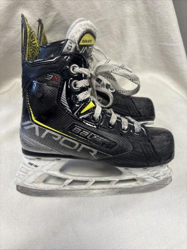 Youth Size 13 Bauer Vapor 3X Ice Hockey Skates