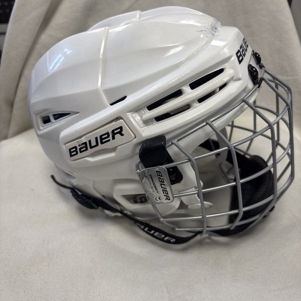 Youth Size 6 - 6 5/8 48-53.5cm Bauer Prodigy Ice Hockey Helmet