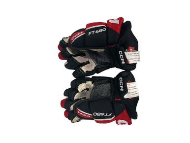 Used CCM FT680 Junior Gloves Red 10" 11847-S000028051