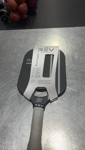 Used REV PLATNIUM Pickleball Racquet Black 11825-S000033780