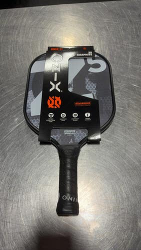 Used ONIX GRAPHITE Pickleball Racquet Black 11825-S000033784