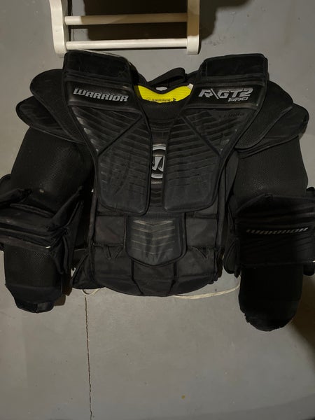 XL  Warrior Ritual GT2 Pro Goalie Chest Protector (Used)