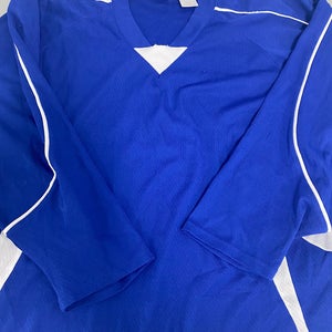XL blue practice jersey
