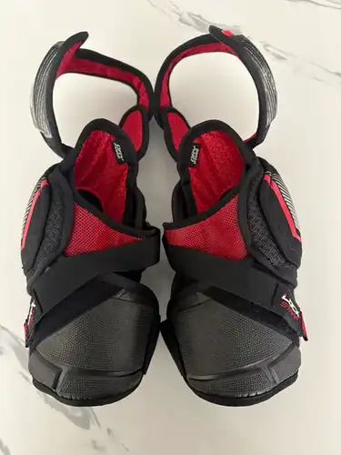 Senior Medium CCM JetSpeed FT1 Elbow Pads