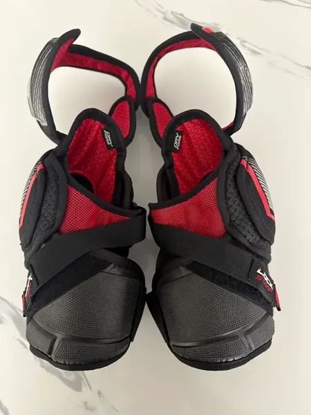 Senior Medium CCM JetSpeed FT1 Elbow Pads