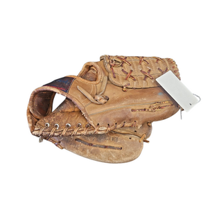 Used Spalding RICO PETROCELLI MODEL BB/SB Glove RH Throw Brown 12" 11850-S000021019