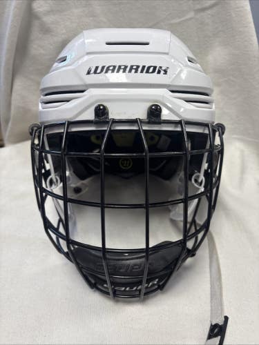 Size Small 6 5/8 - 7 53-56 CM Warrior ALPHA ONE PRO Ice Hockey Helmet