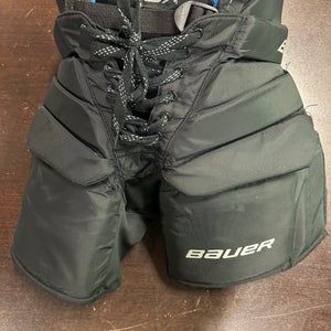 Junior Small/Medium Junior Bauer GSX Hockey Goalie Pants (Used)
