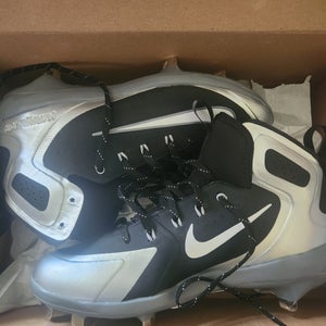 Black Men's Size M 8.0 (W 9.0) Nike Metal (New)