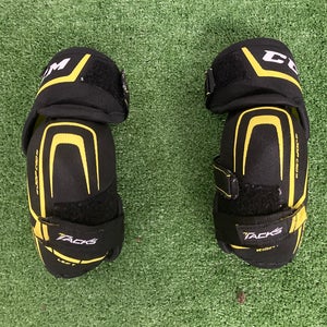 Junior Small CCM Tacks 9040 Elbow Pads (Used)