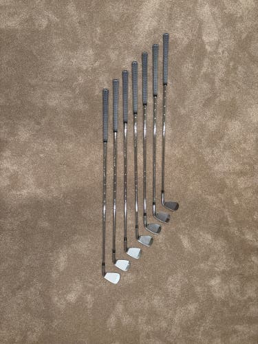 Left Hand Wilson Staff D9 Forged Irons 5-GW Dynamic Gold 105 S300 Stiff Shafts