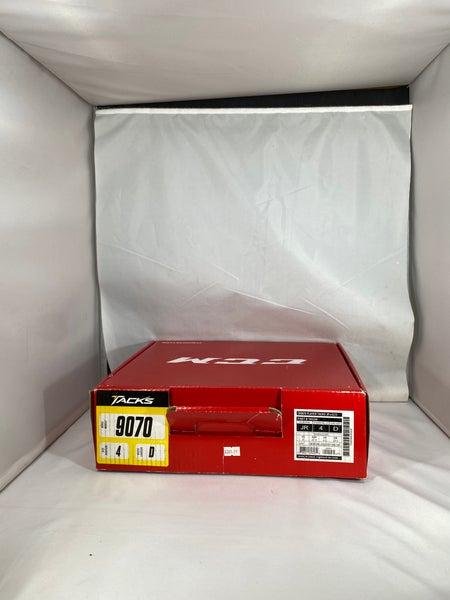 CCM Tacks 9070 Hockey Skates Size 4 (New)