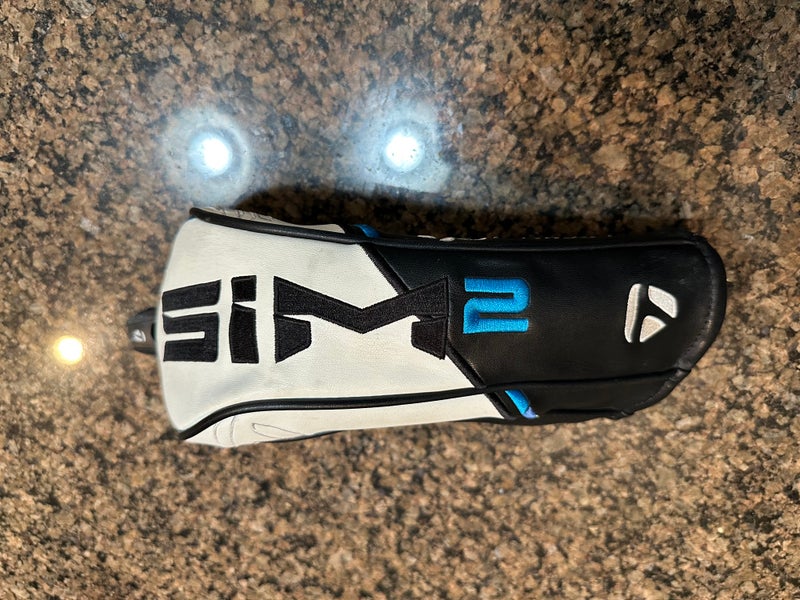TaylorMade SIM 2 3 Wood Head Cover
