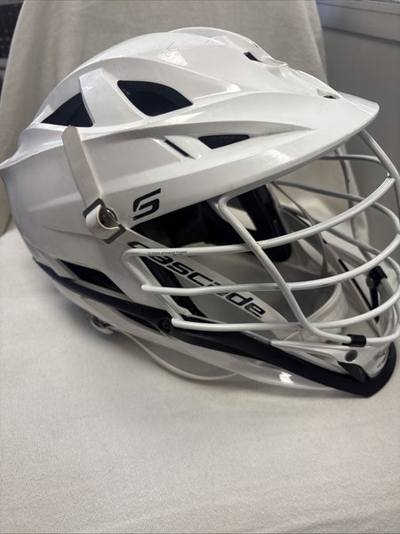 Adult Size Adjustable Cascade S Lacrosse Helmet  White. Excellent Condition