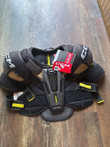 ccm as580 shoulder pads