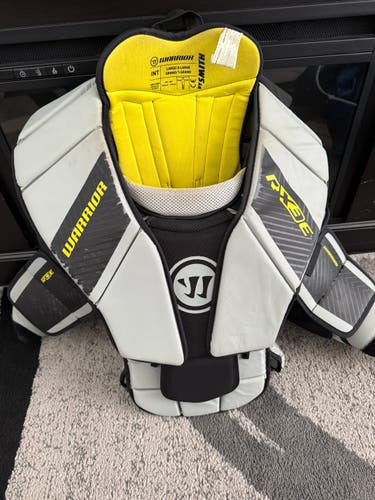 Barely used Warrior Ritural RX3 Int L/XL