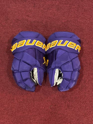 Bauer Vapor Hyperlite 13" Pro Stock (Used) Gloves Item#BMMUG