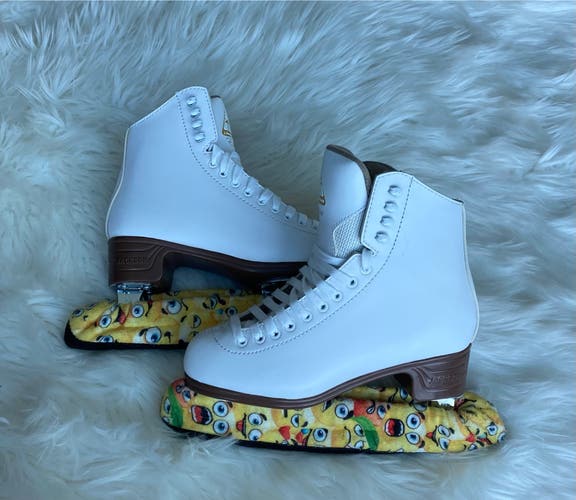 Jackson Ultima Excel Figure Skates B Adult 5 (Used)