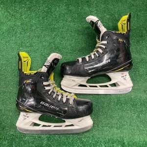 Bauer Supreme M4 Hockey Skates | Intermediate 4.5 (Fit 3)
