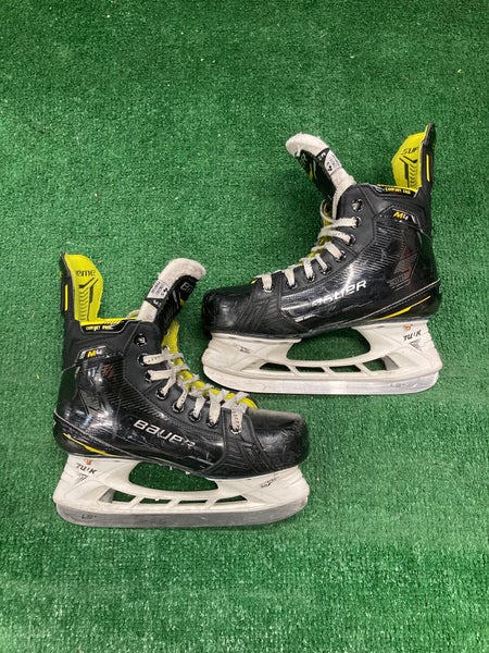 Bauer Supreme M4 Hockey Skates | Intermediate 4.5 (Fit 3)
