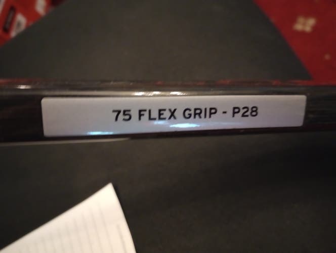 Senior CCM Jetspeed FT7 Pro Left Hand Hockey Stick P28 75 Flex (New)