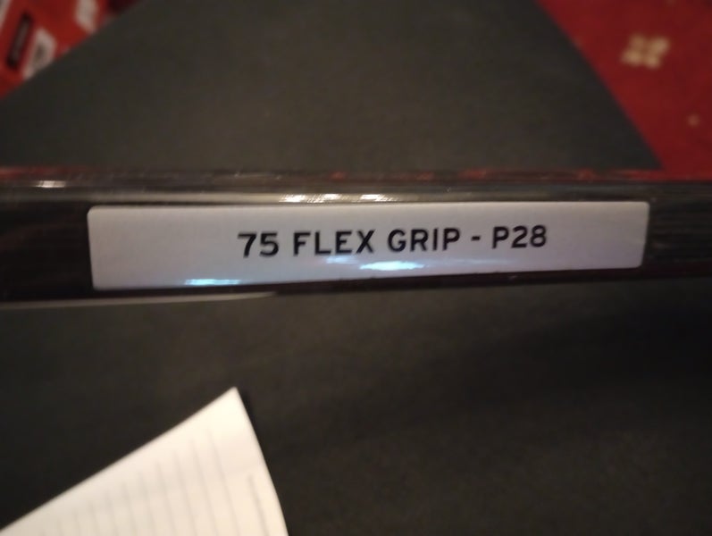 Senior CCM Jetspeed FT7 Pro Left Hand Hockey Stick P28 75 Flex (New)