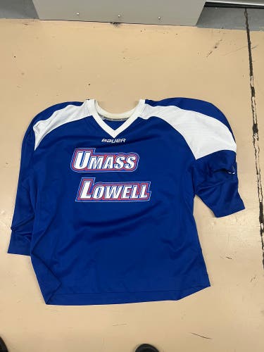 Blue Men's Large Bauer Jersey (Used)