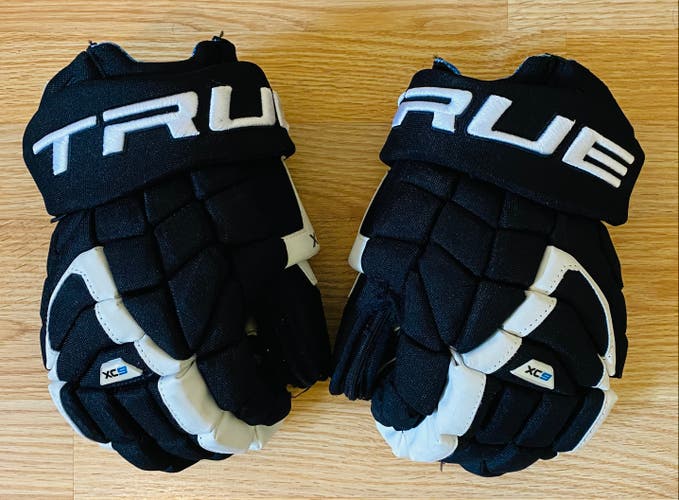 Used True XC9 Pro Senior Gloves 13"