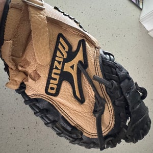 Mizuno RH Catcher's Prospect Baseball Glove 32.5" (Used)