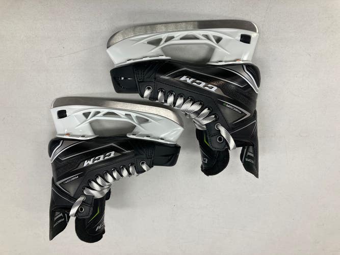 NEW Intermediate CCM RibCor Maxx Pro Hockey Skates Size 4.5