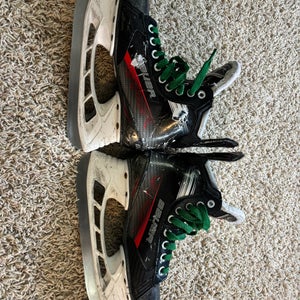 Bauer Vapor 3X Hockey Skates Size 4.5 (Used)