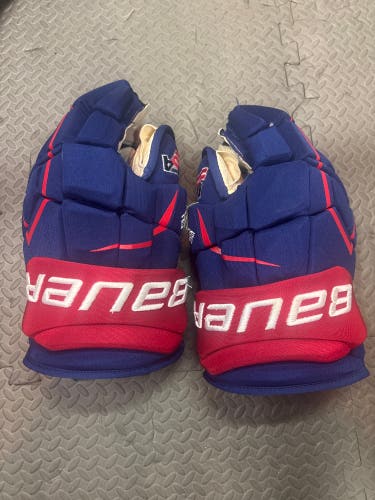 Bauer Supreme Ultrasonic Gloves 15" (Used)