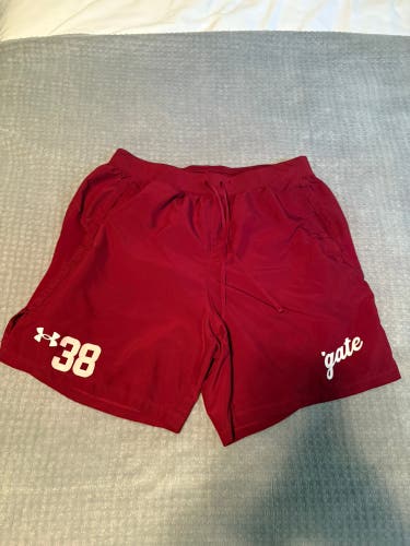 Red Large Men's Under Armour Shorts (Used)