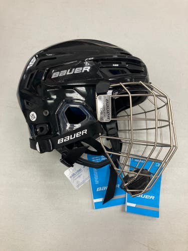 Large Bauer Re-Akt 150 Helmet (New)