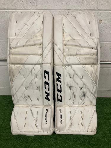 White 32" Senior CCM Eflex 5 Goalie Leg Pads (Used)