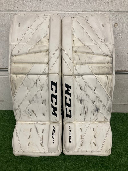 White 32" Senior CCM Eflex 5 Goalie Leg Pads (Used)