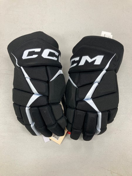 NEW Senior CCM FT680 Gloves 15"