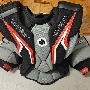 Senior Small Vaughn SLR3 Pro Carbon Chest Protector
